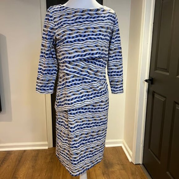 J MCLAUGHLIN Sz M Body-con 3/4 Sleeve Beautiful Colorway Knee Length Pullover - Picture 1 of 7